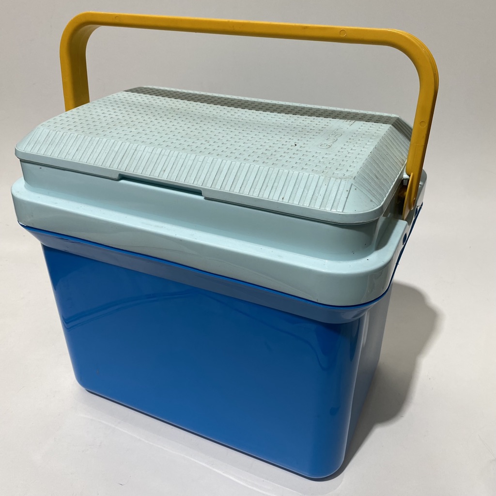 ESKY Bright Blue w Yellow Handle